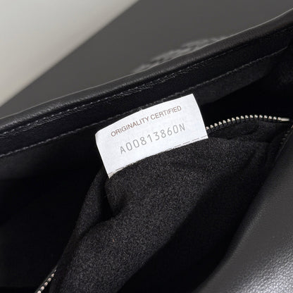 BOTT V VENETO FLAP MESSENGER BAG