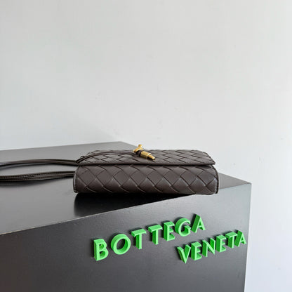 BOTT V ANDIAMO POUCH