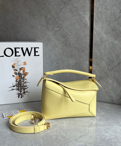 LOEW SMALL PUZZLE EDGE BAG