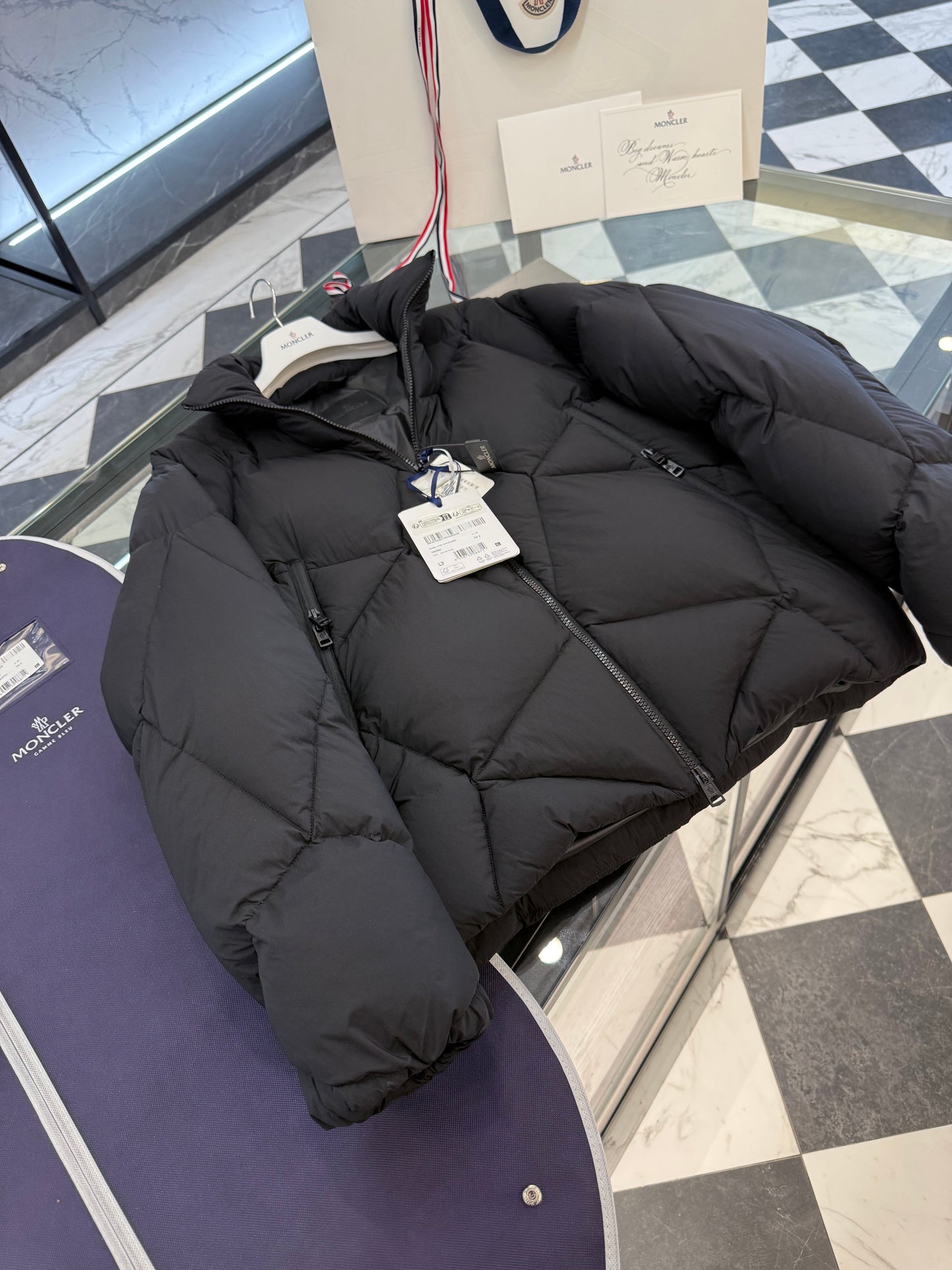 MONC VARDAR JACKET