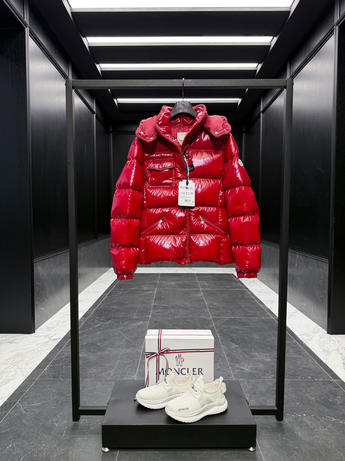 MONC GLAREINS JACKET