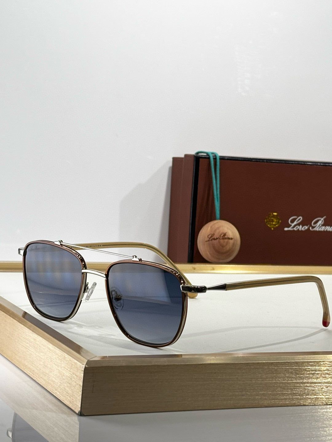 LORO P SUNGLASSES
