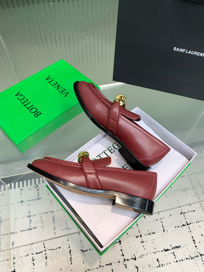 BOTT LOAFERS