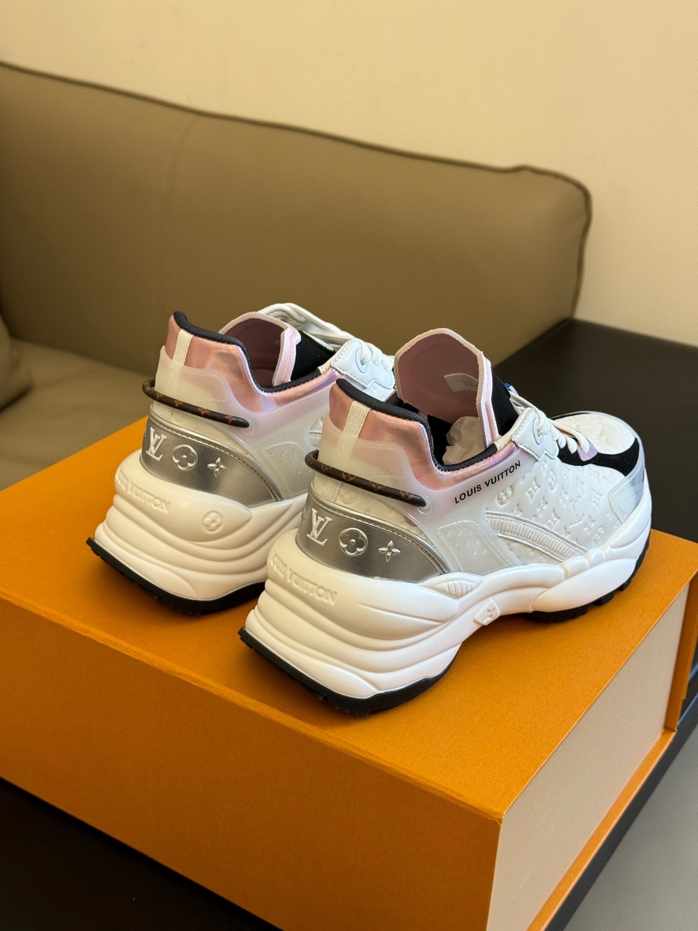 LOU RUN 55 TRAINERS
