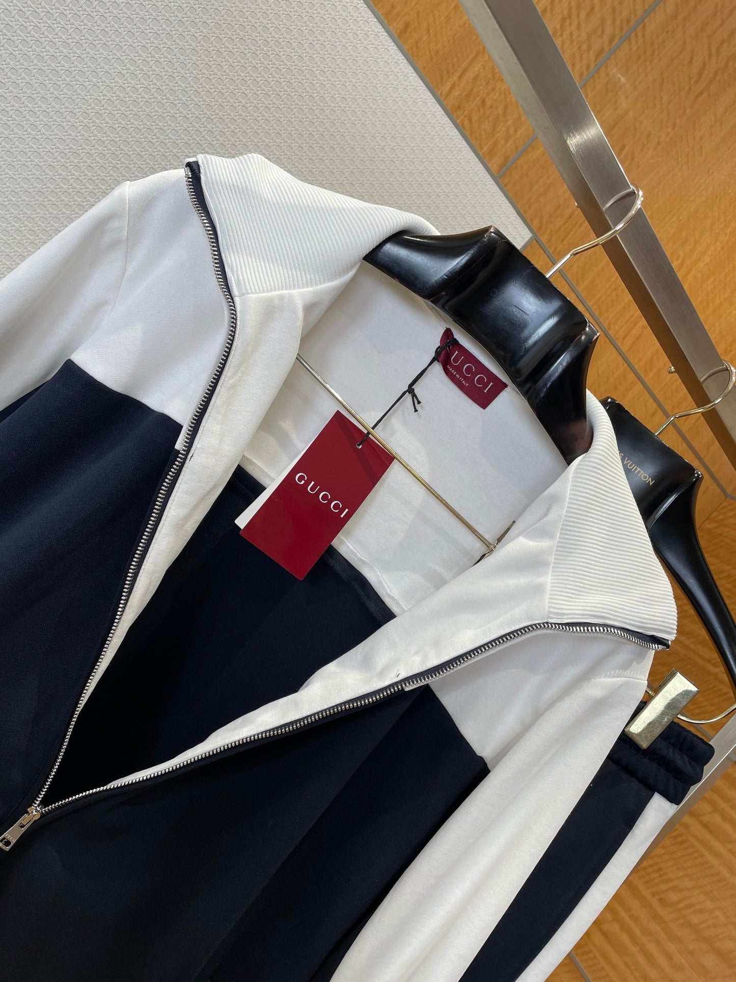 GG BOMBER JACKET