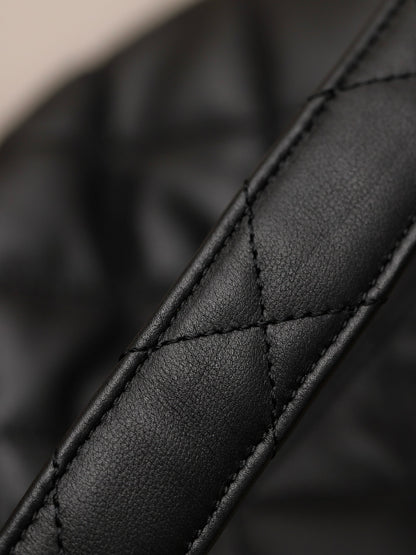 CC 23B MAXI HOBO BAG