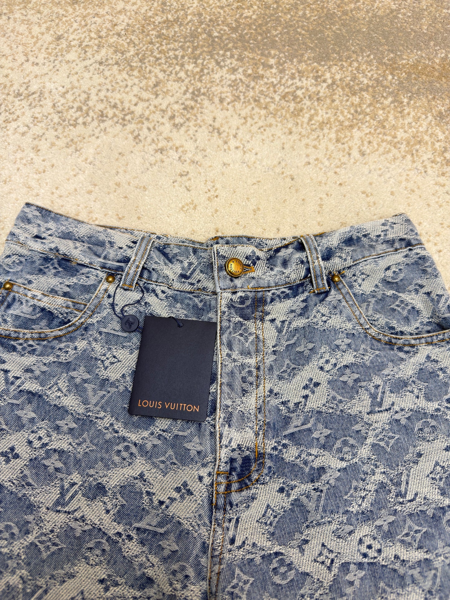LOU DENIM SHORTS