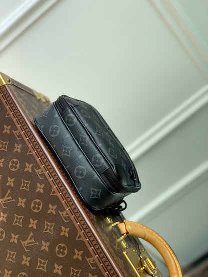 LOU ALPHA WEARABLE WALLET