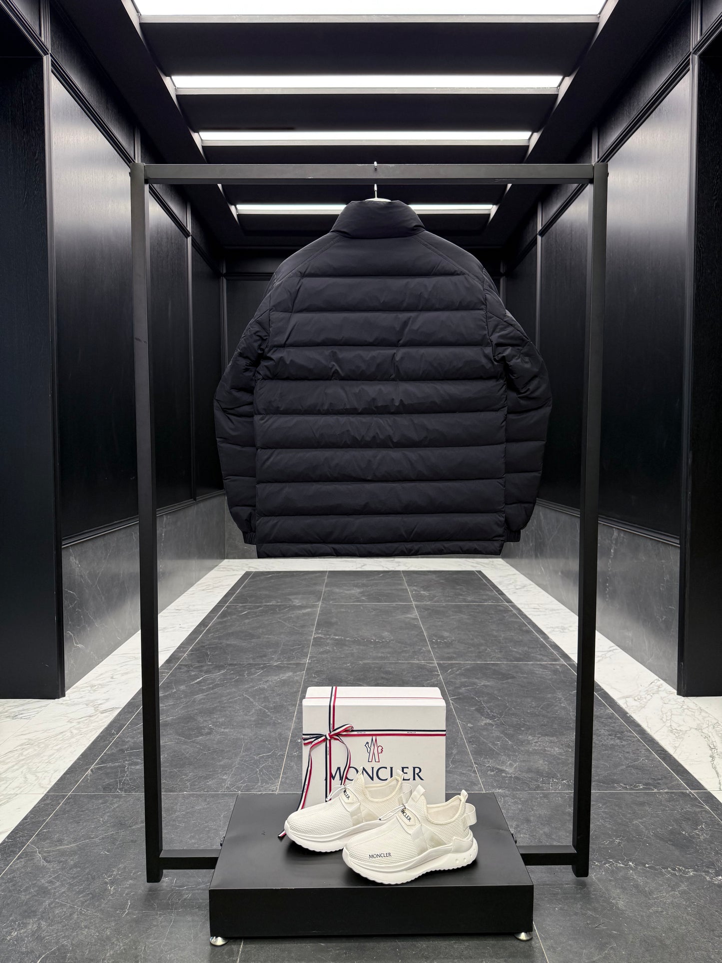 MONC COLOMB JACKET