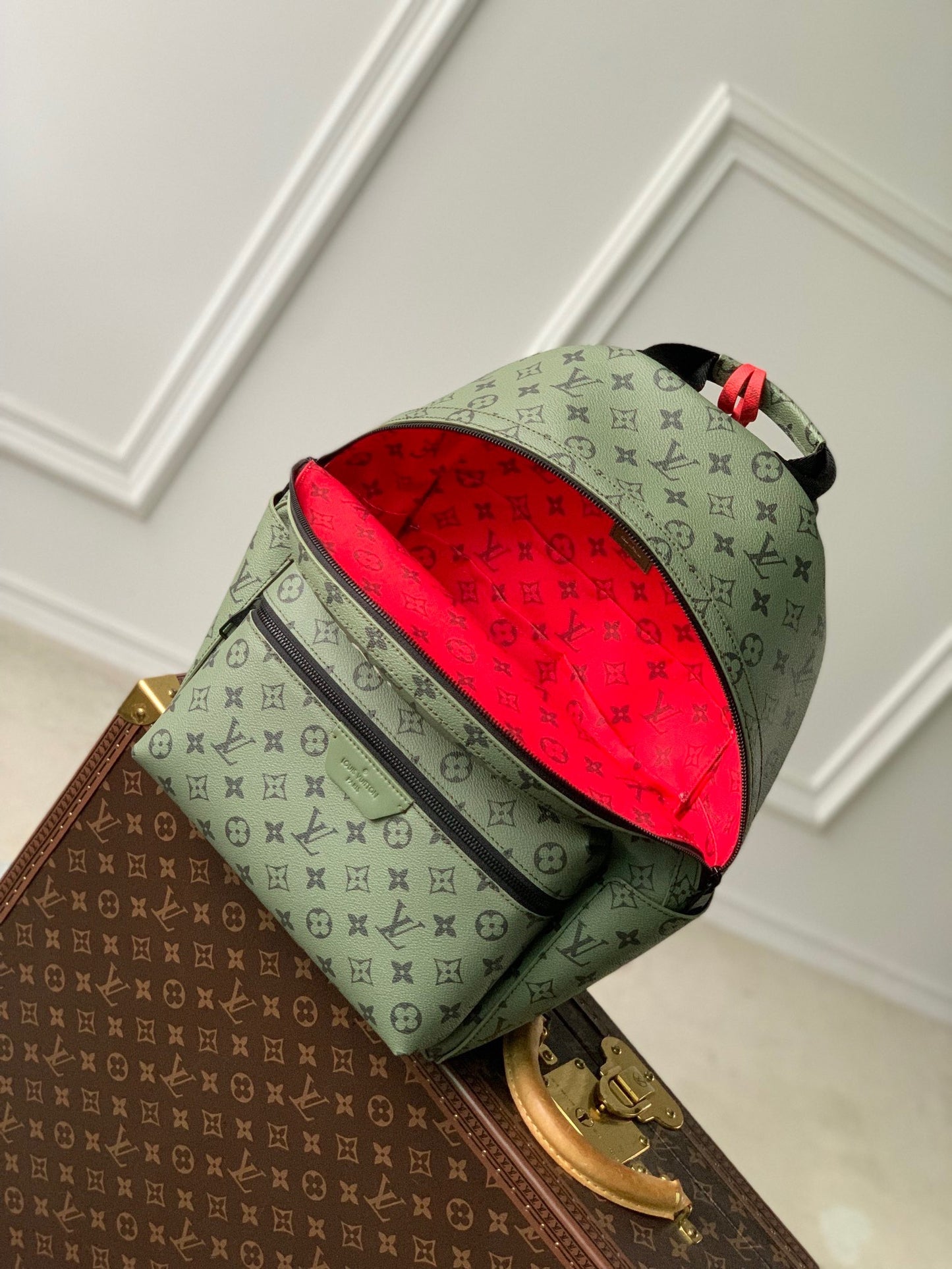LOU DISCOVERY BACKPACK