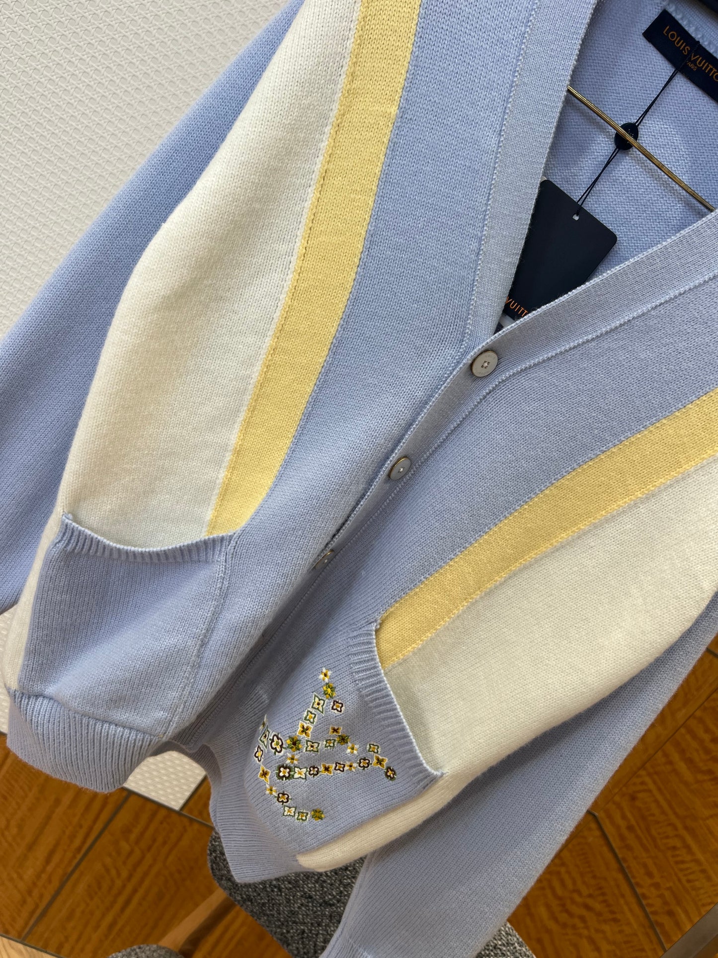LOU CARDIGAN