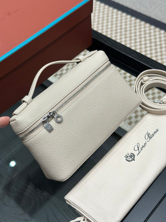 LORO P EXTRA POCKET L19 BAG