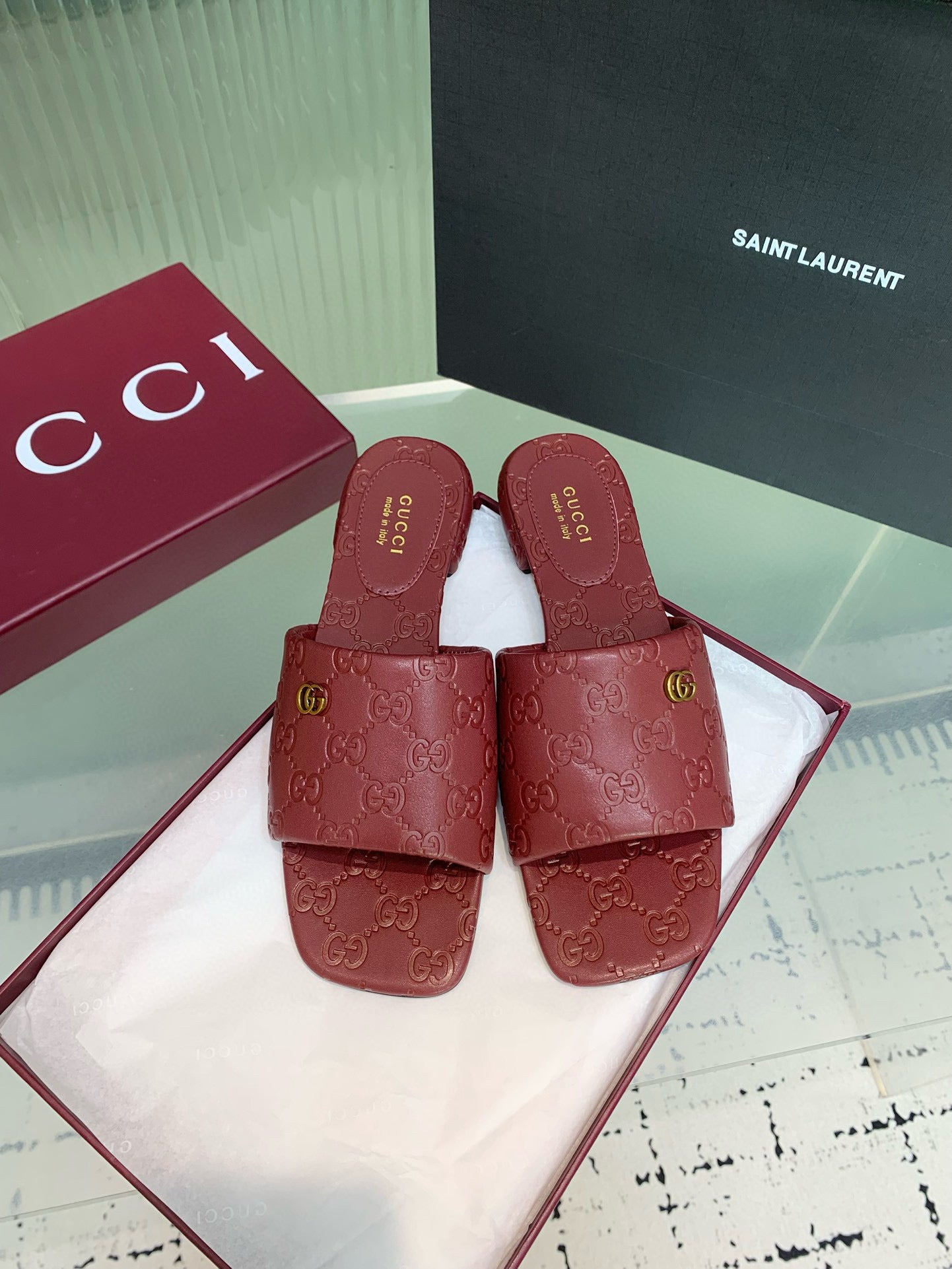 GG SANDALS