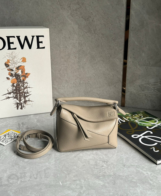 LOEW MINI PUZZLE EDGE BAG