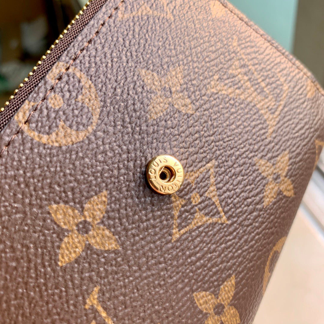 LOU VICTORINE WALLET