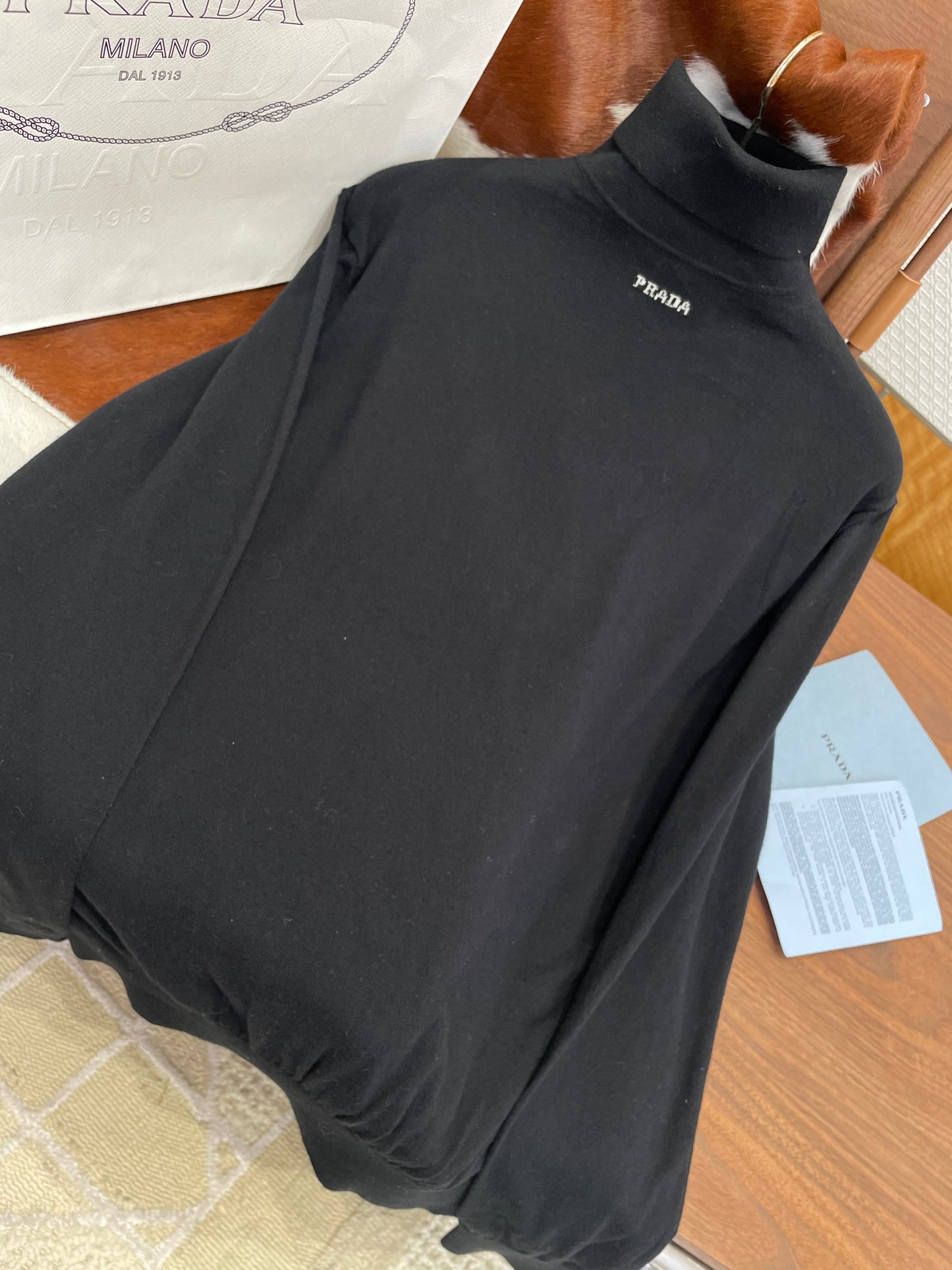 PD TURTLENECK