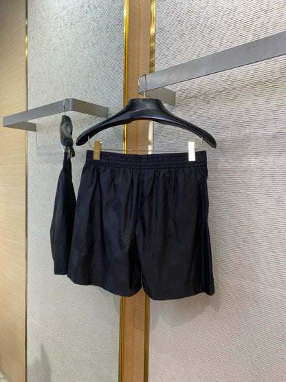 LOU SHORTS