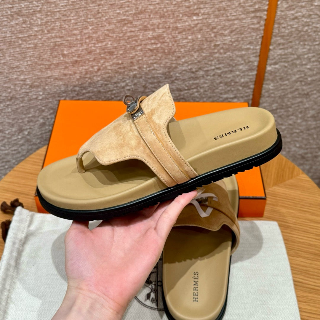 HERM EMPIRE SANDALS