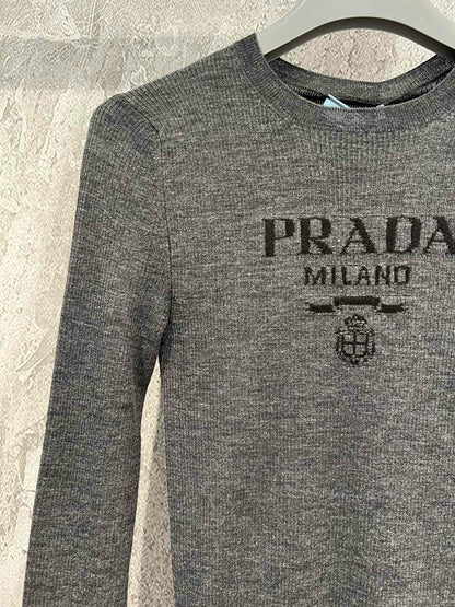 PD KNITTED TOP