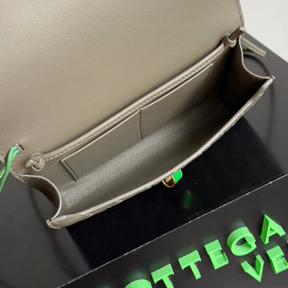 BOTT V ANDIAMO POUCH