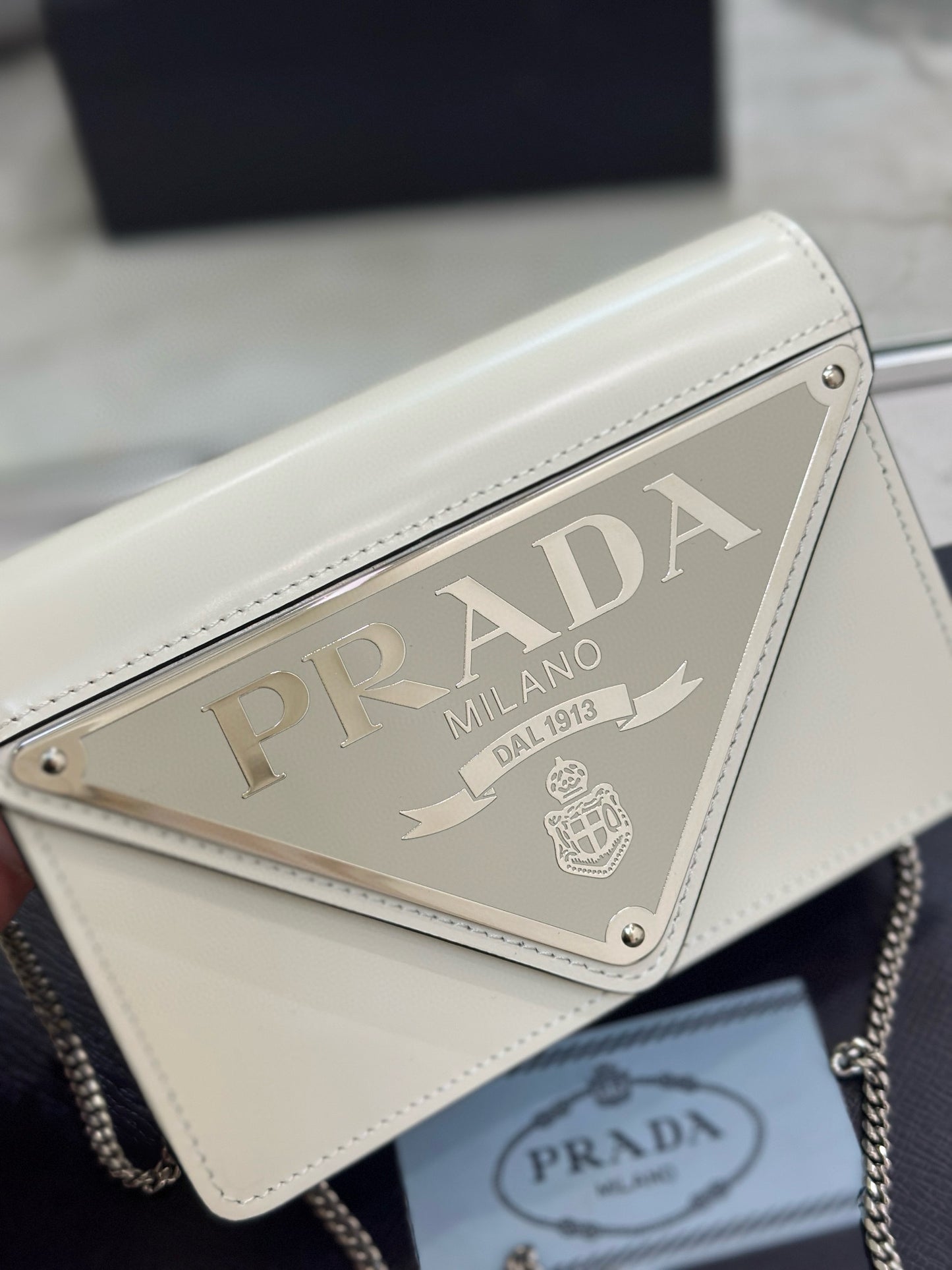 PD TRIANGLE LOGO BUFFED SHOULDER BAG