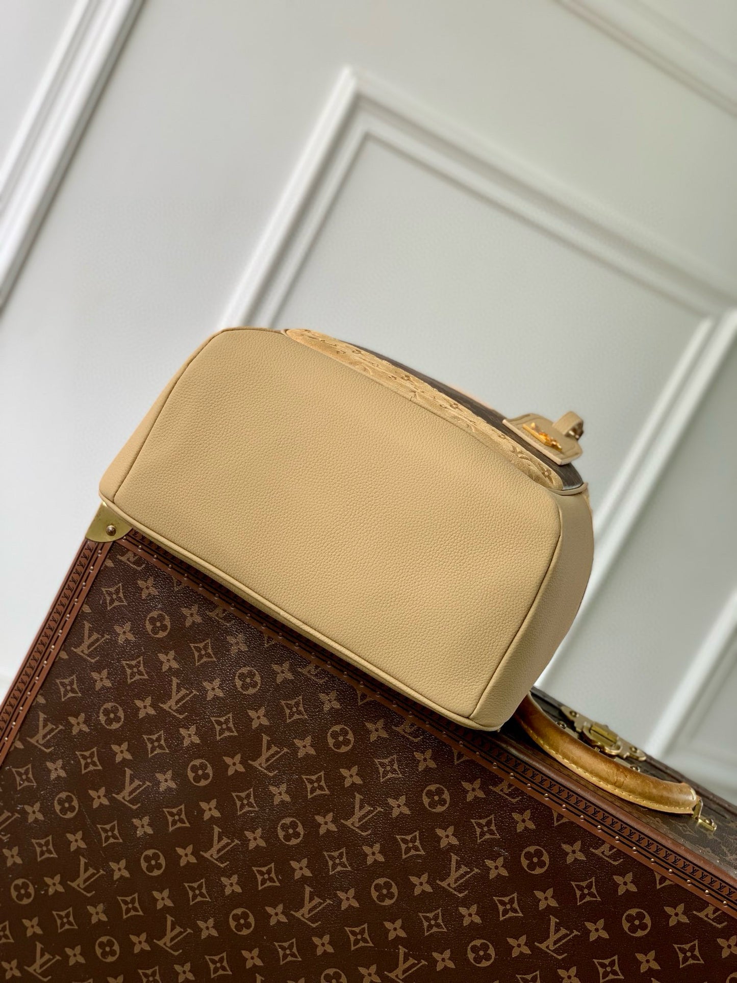 LOU OUTDOOR BACKPACK