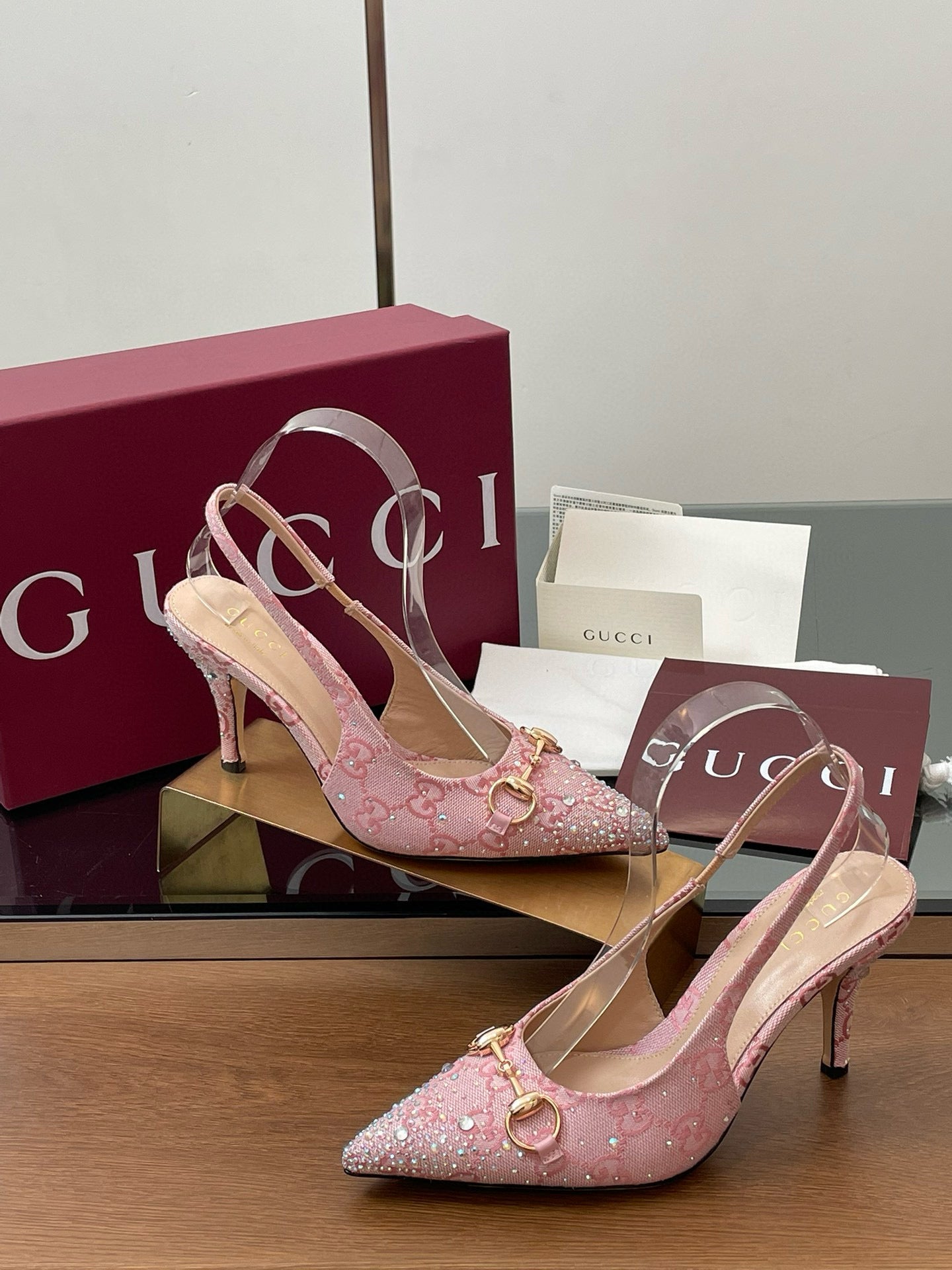 GG HEELS