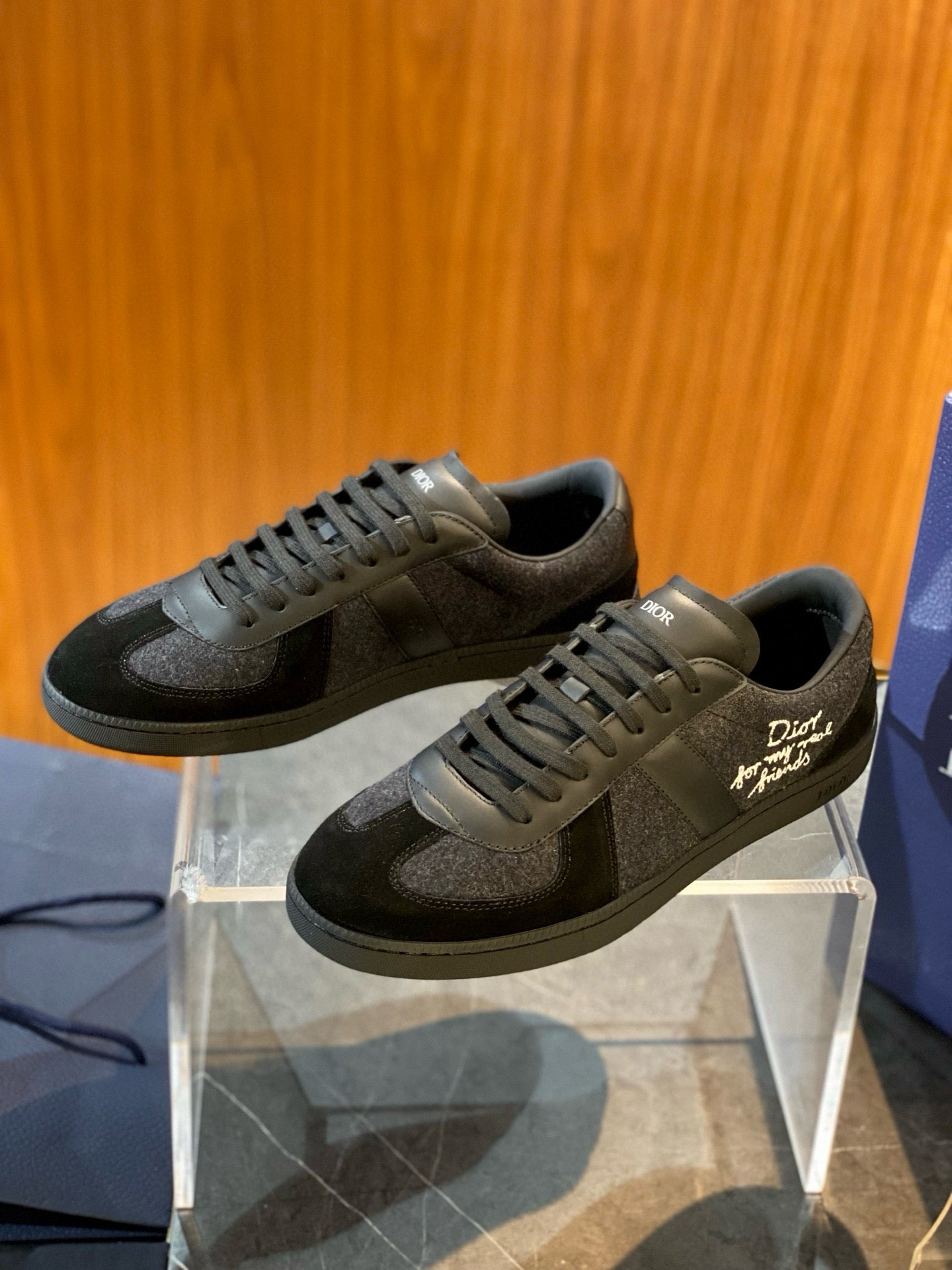 CD B01 SNEAKER