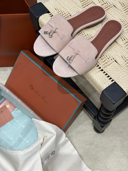 LORO P SUMMER CHARM SLIPPER
