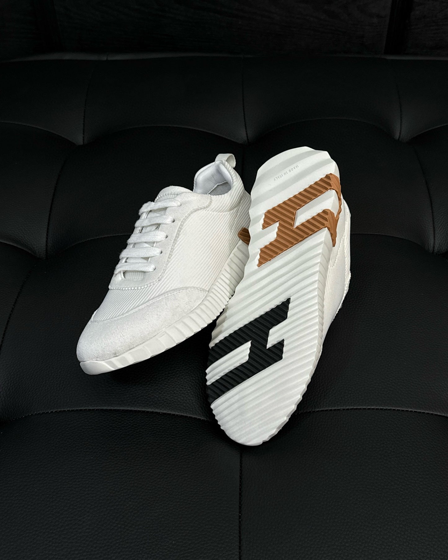 HERM BOUNCING SNEAKERS