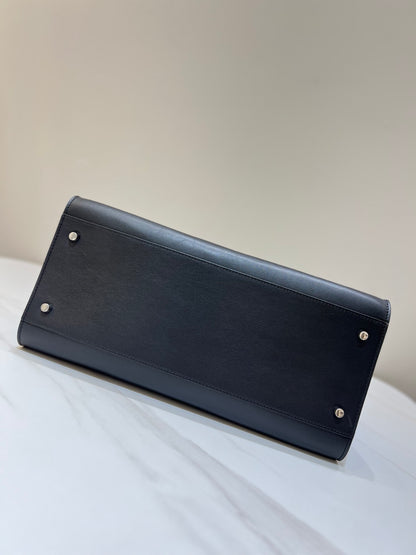 THE ROW MARGAUX 12 SHOULDER BAG