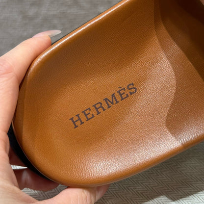 HERM EMPIRE SANDALS
