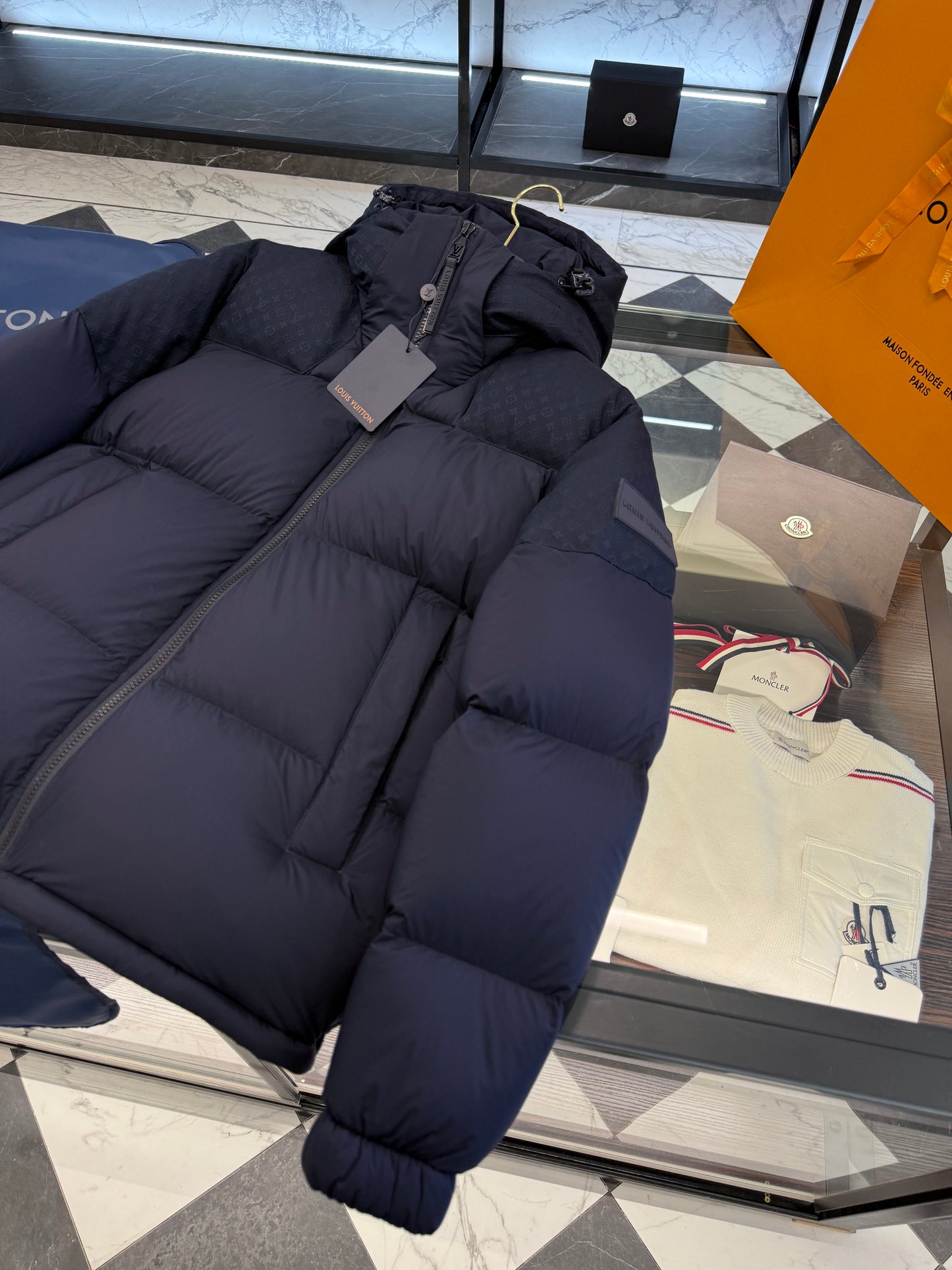 LOU PUFFER JACKET