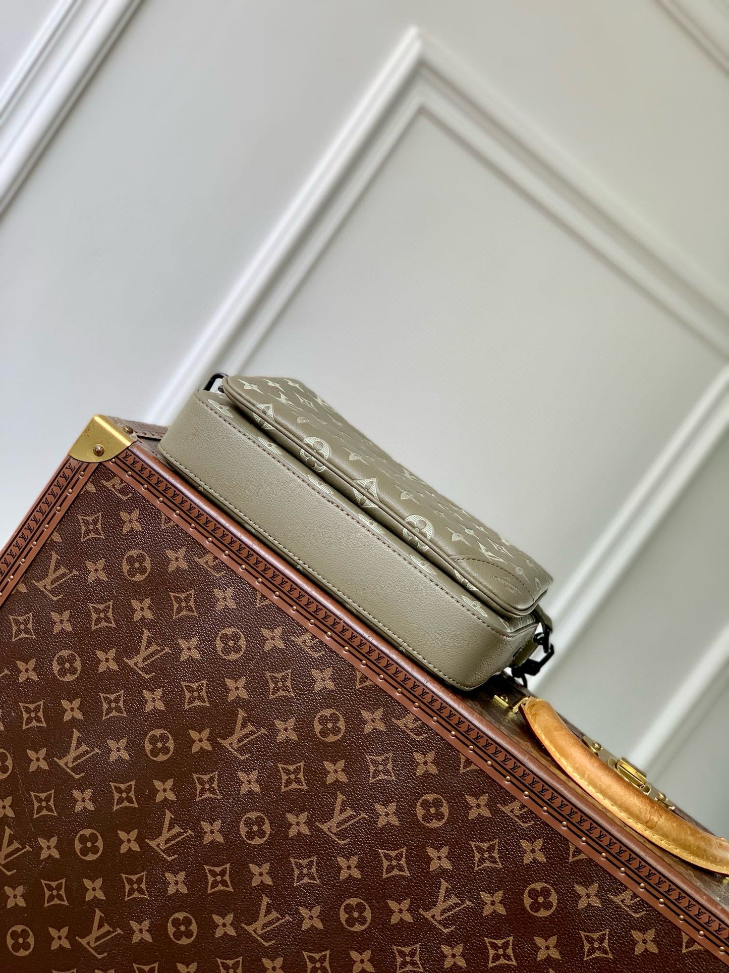 LOU TRIO MESSENGER BAG