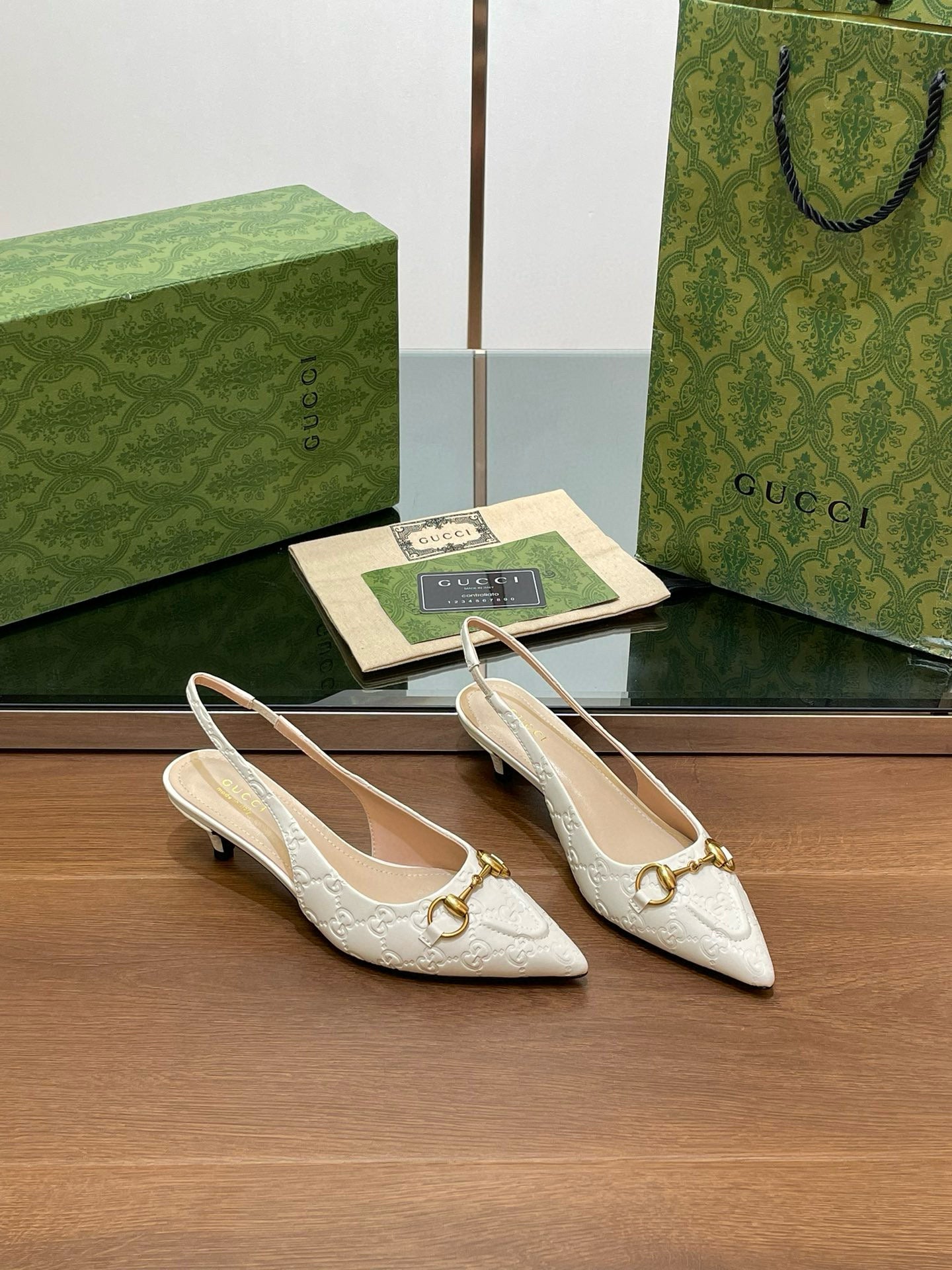 GG HEELS