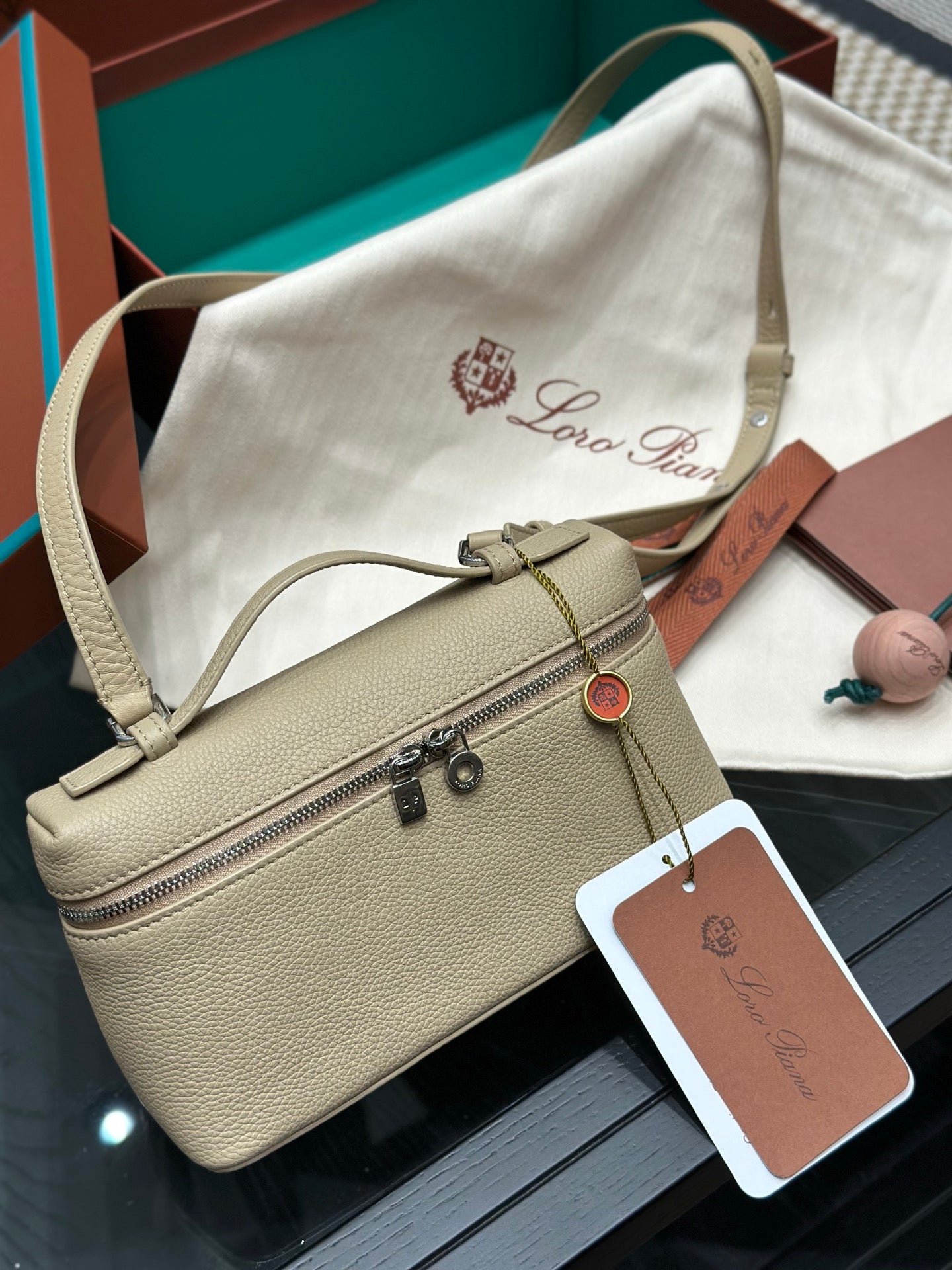 LORO P EXTRA POCKET L19 BAG