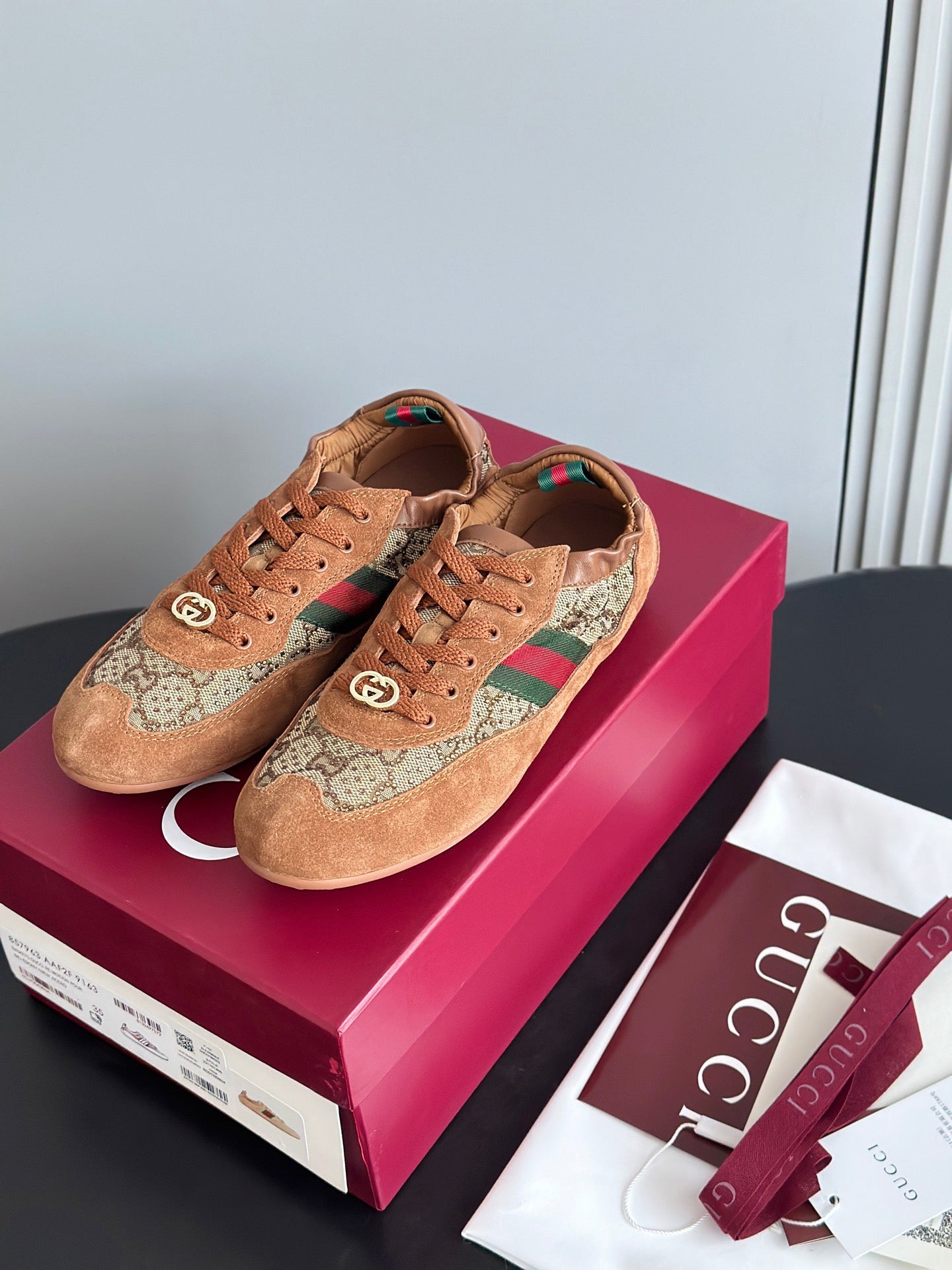 GG SHIFT CRYSTAL SNEAKERS