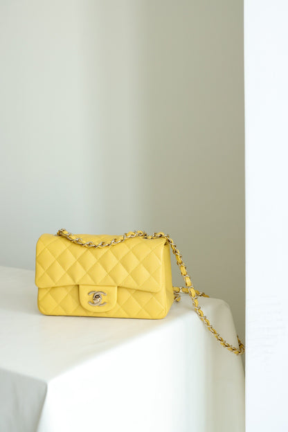 CC MINI FLAP BAG