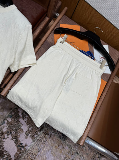 LOU SHORTS