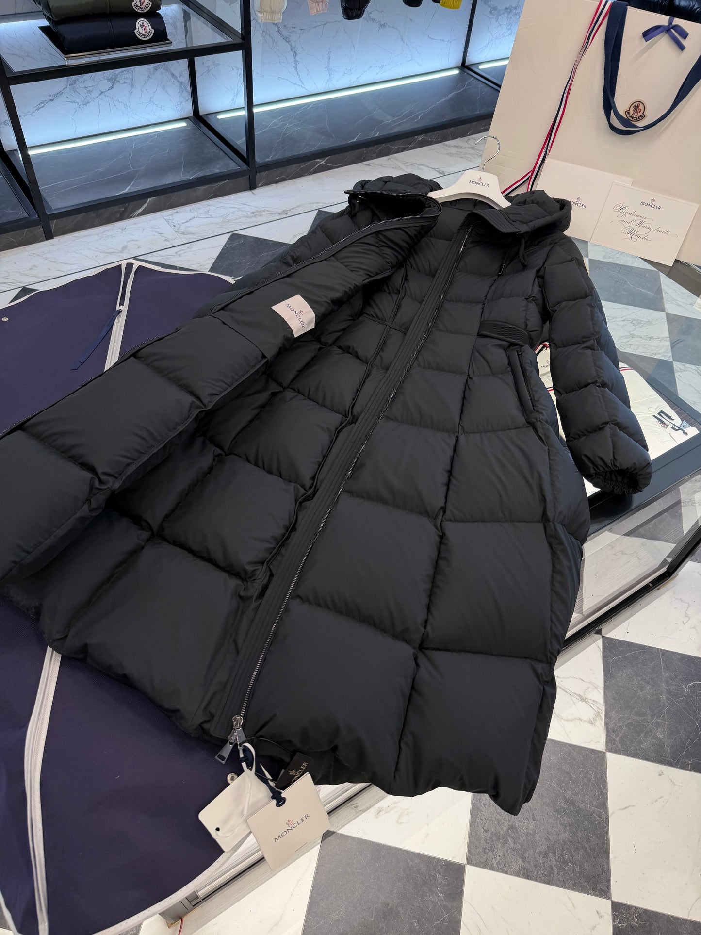 MONC FAUCON COAT