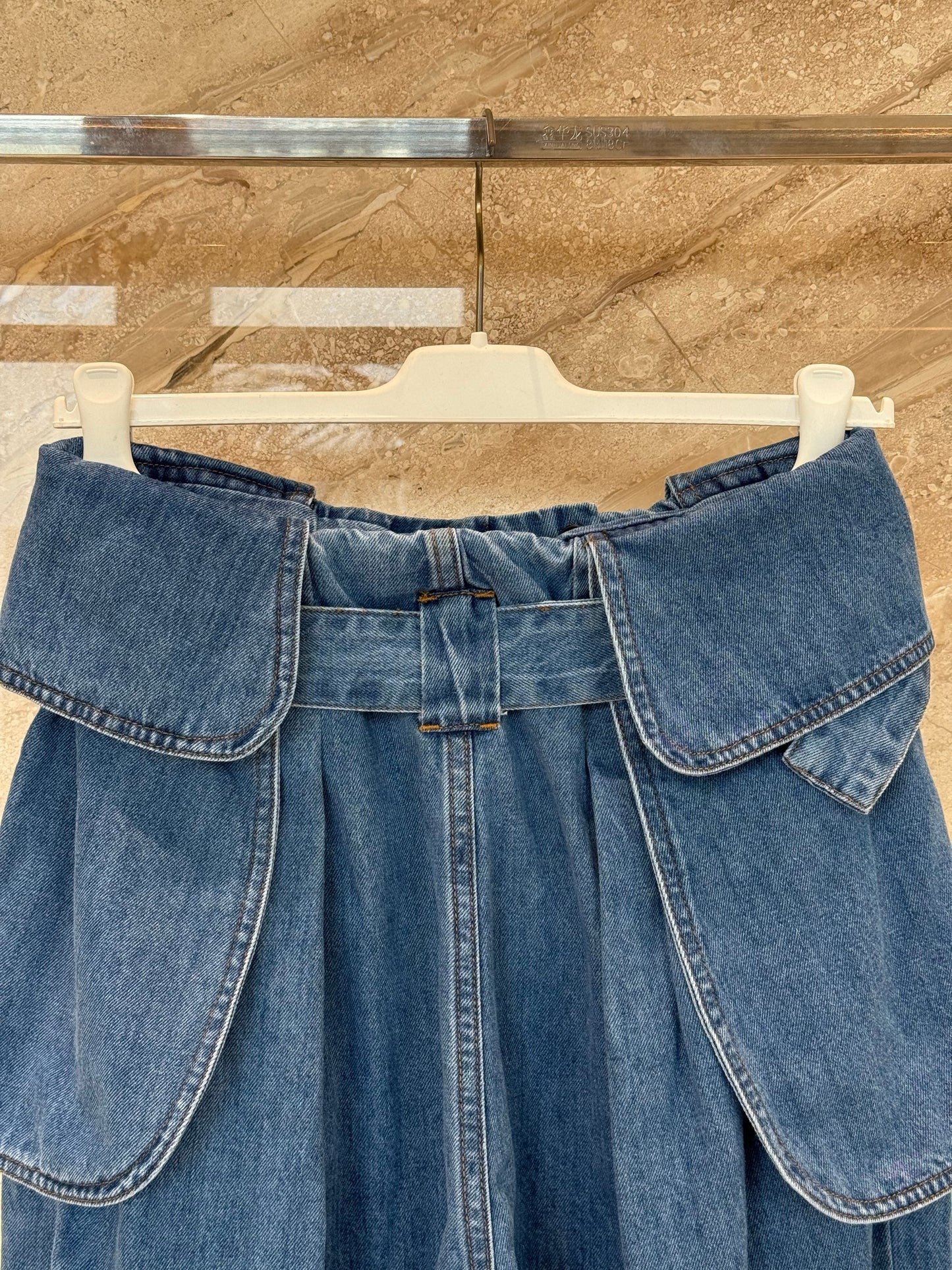 LOEW JEANS