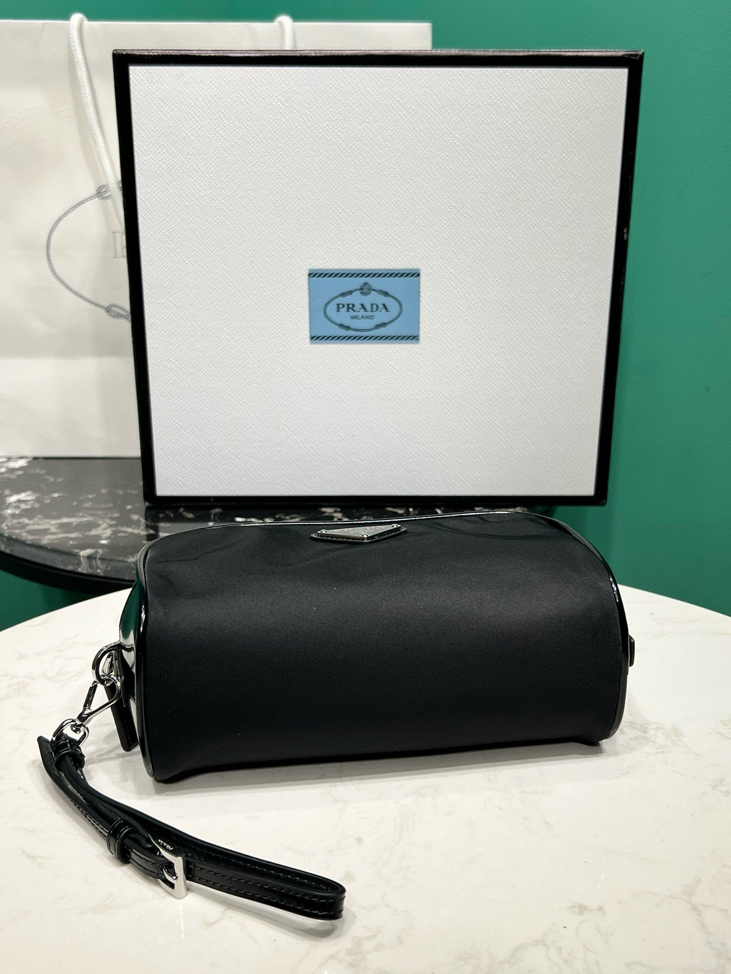 PD RE-NYLON POUCH