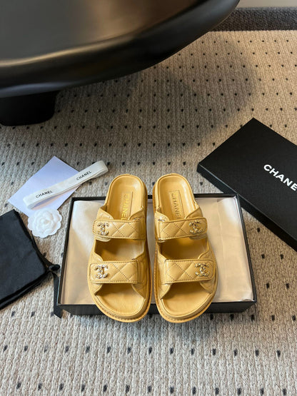 CC SANDALS