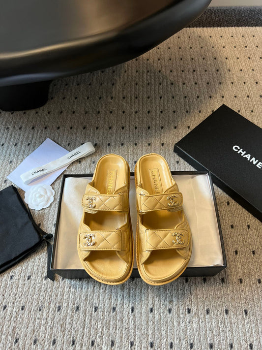 CC SANDALS
