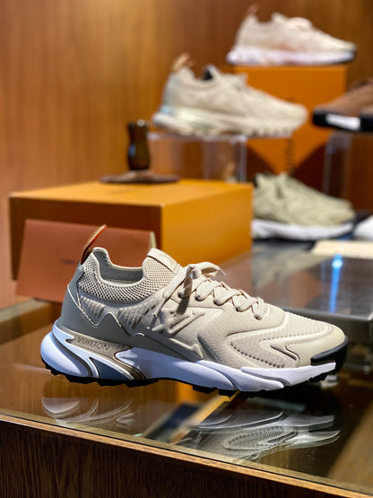 LOU RUNNER TATIC TRAINERS