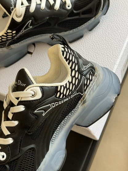 CD VIBE SNEAKERS