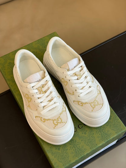 GG EMBOSSED SNEAKER