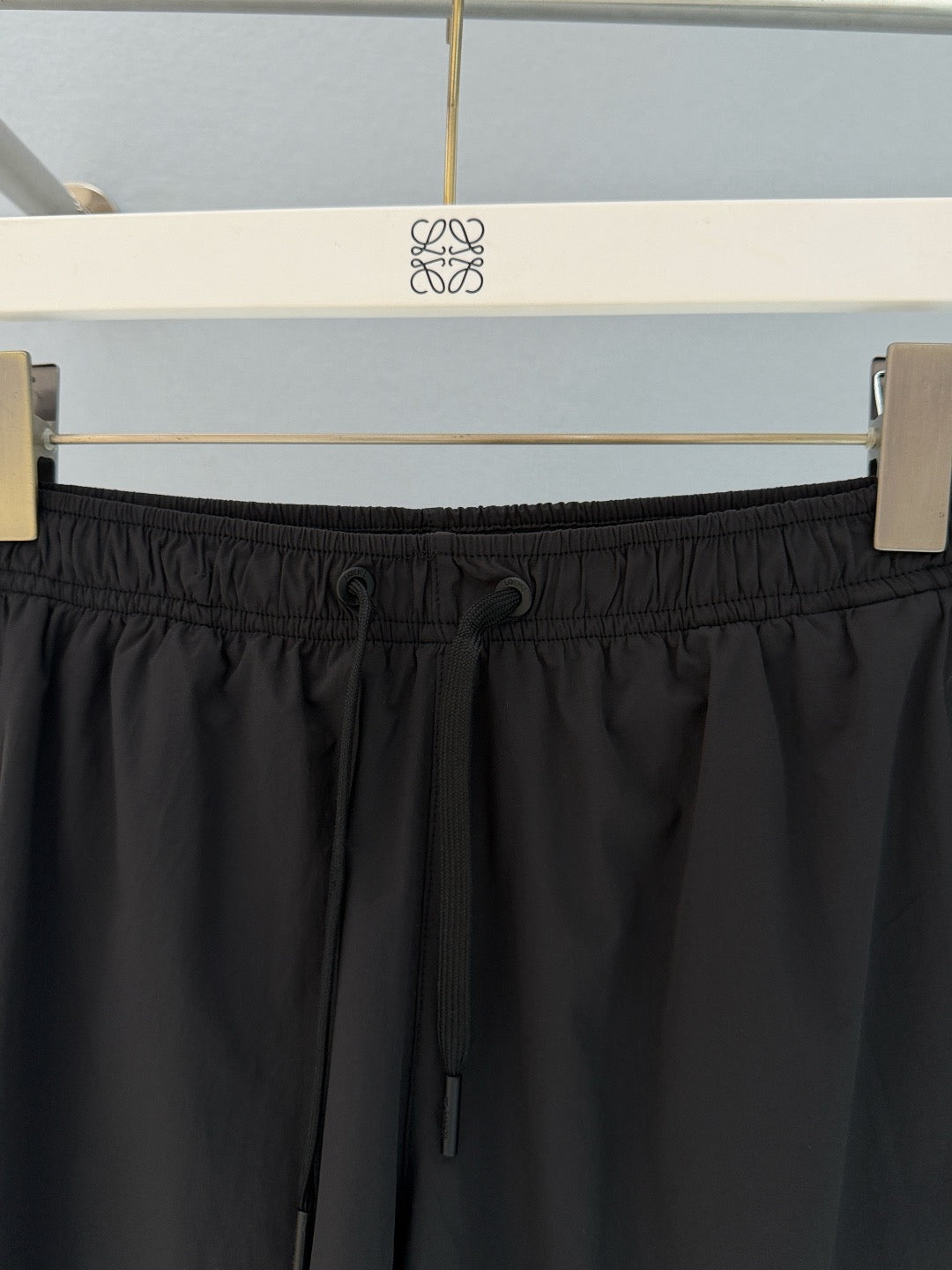 LOEW SHORTS