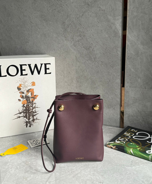 LOEW PEBBLE POUCH