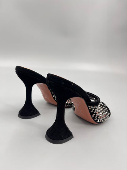 AMINA M HEELS